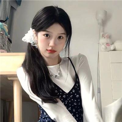 女孩爱跑步